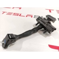 Ограничитель открывания двери задней Tesla Model 3 2019 1089509-00-B