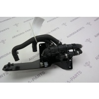 Клапан системы охлаждения 3.0L AJ20D6 Diesel Land Rover Range Rover 30DDTX L494 2013 LR129397