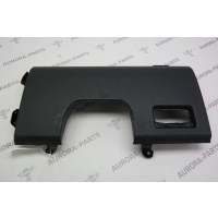 Накладка торпеды под рулем Land Rover Range Rover Sport L494 2013 LR034678