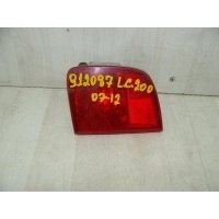 Светоотражатель (катафот) заднего бампера правый Toyota Land Cruiser 200 (2007-2012) 8145760020