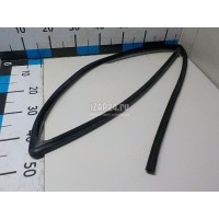 Уплотнитель стекла двери Land Rover Freelander 2 (2007 - 2014) LR007492