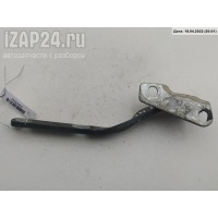 Петля капота левая Volkswagen Passat B4 1996 3A0823301A