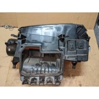 корпус воздушногo фильтра Mercedes-Benz C-Класс 2010 A2710901601