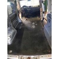 Volkswagen транспортер t5 покрытие опора задняя хорошая