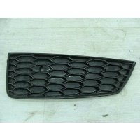 Решетка переднего бампера левая Audi Q3 I Рест. (2014-2018) 8U0807681TT94