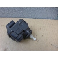 Моторчик лампы audi a3 8l0941295