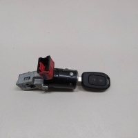 Замок зажигания Renault Duster 2012 487004401R