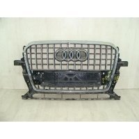 Решетка радиатора Audi Q5 I Рест. (2012-2017) 8R0853651S T94