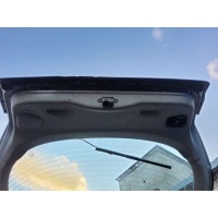 Обшивка крышки багажника Nissan Primera 11 1999 909012F702