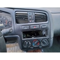 Дефлектор обдува салона Nissan Primera 11 1999 687502F900