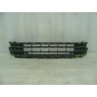 Решетка переднего бампера центральная Volkswagen Jetta VI Рест. (2014) 2014 5C6853671P 9B9