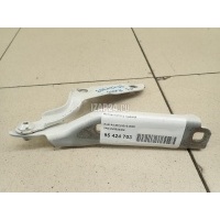 Петля капота правая VAG A3 [8V] (2013 - 2020) 8V0823302