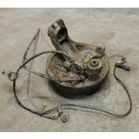 Кулак задний правый ford mondeo 1110954