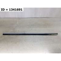Молдинг двери передней правой Volkswagen Passat B7 (2011-2015) 3AA854940A GRU