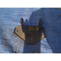 крепление балки подвески TOYOTA HARRIER MCU35W 51073-48010