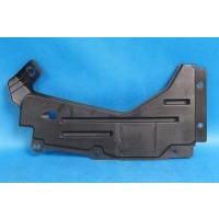 Audi q3 8u рестайлинг крышка шасси левая 8u0825215b