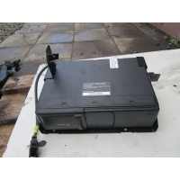 CD-чейнджер Volkswagen Golf 2005 1J6035111