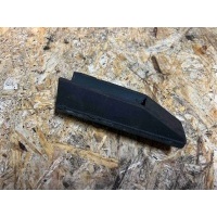 Опора под домкрат (поддомкратная подушка) Audi A6C6 (4F 2004-2010) 2007 4F0 802 845