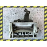 Ручка крышки багажника Mitsubishi Pajero 3 2002