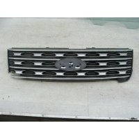 Решетка радиатора Ford Explorer V Рест. (2015-2017) FB5Z8200AD