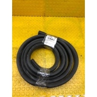 Уплотнитель двери Renault Duster HSM 2018 808321867R