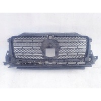 Мерседес g - klasa w463 a4638880400 решетка радиатора
