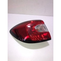 Renault captur фара левая задняя 265558548r