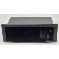 Пепельницу volvo xc70 9204277