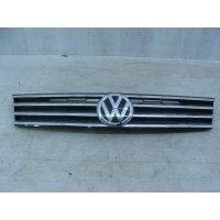Решетка радиатора Volkswagen Touareg II Рест. (2014-2018) 7P6853651L ZLL