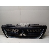 Решетка радиатора Mitsubishi Pajero/Montero III (V6, V7) (2000 - 2006) MN117202XB
