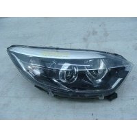 Фара передняя правая Renault Kaptur I (2016) 2016 260108765R