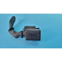Мерседес вилка кубический a0285452426 4 пин