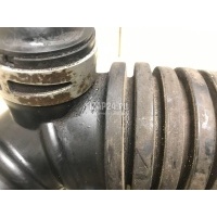 Патрубок воздушного фильтра Mazda BT-50 (2006 - 2012) WE0113220C