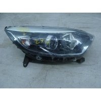 Фара передняя правая Renault Kaptur I (2016) 2016 260108765R