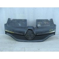 Решетка радиатора Renault Sandero II (2013) 2013 623105727R