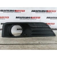 Решетка противотуманной фары левая FORD Focus 2 1337349
