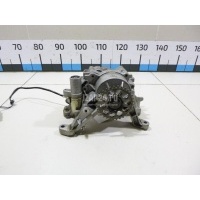 Насос масляный Land Rover Discovery Sport 2014 LR078805