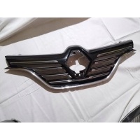 Renault megane решетка радиатора 622568380r