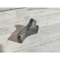 Кронштейн компрессора кондиционера Mercedes-Benz C-Class W203 A6112340239