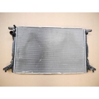 Audi a4 a5 a6 a7 q7 радиатор 8w0121251ab