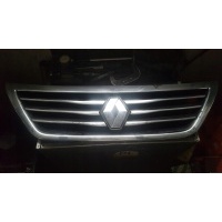Renault latitude 623109306r решетка радиатора