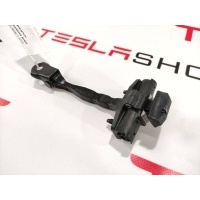 Ограничитель открывания двери задней Tesla Model 3 2018 1089509-00-B
