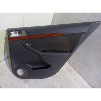 Обшивка двери задней правой Toyota Avensis 2 T250 2003-2009 6701005150B0