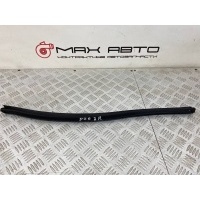 уплотнительная резинка стекла Kia Rio 3 UB,QB 2011-2017 832414X000, <strong>-Б/У Детали сняты с АВТОМОБИЛЯ</strong>