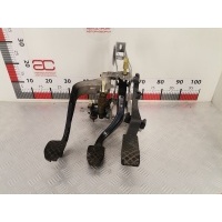 Педальный узел Volkswagen Passat 5 1998 8D1721140D