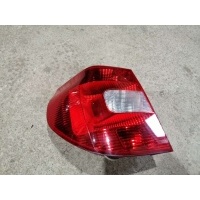 Фонарь задний левый Skoda Yeti 2011 5L0945111