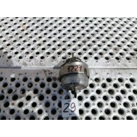 Подушка двигателя Volkswagen Passat B5 2001 8D0199379AE