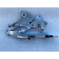 Петля капота Audi S4 B9 2017 8W0823302D