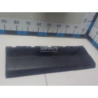 Накладка двери задней левой Land Rover Range Rover IV 2013 LR038856