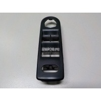 Накладка блока управления стеклоподъемниками Renault Kaptur 2016 809617810R